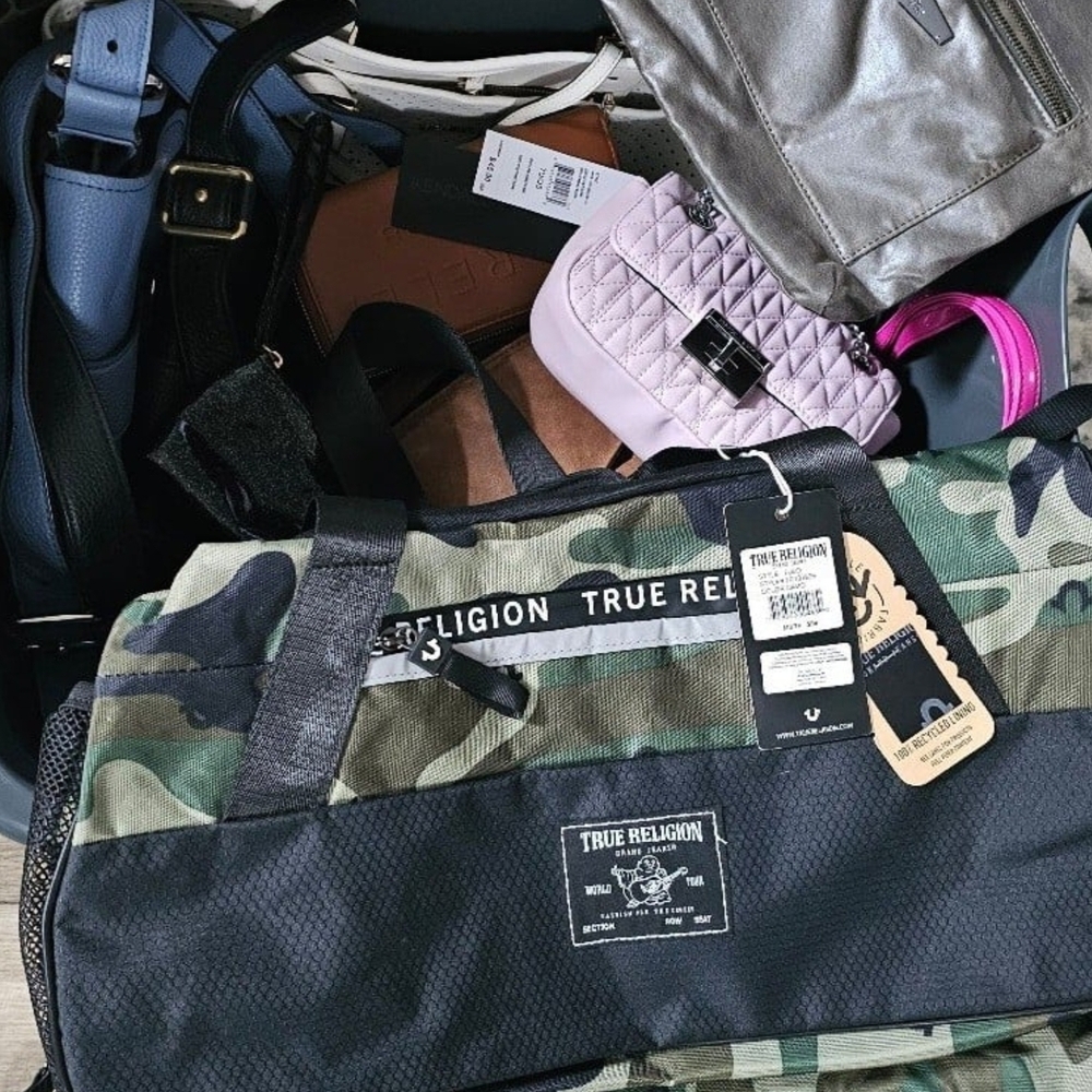 Bag/ Wallet Lot